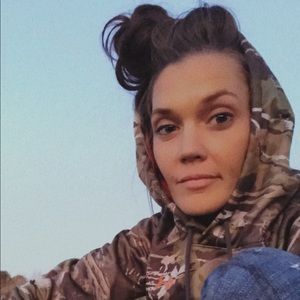 Meet your Posher, Lacey